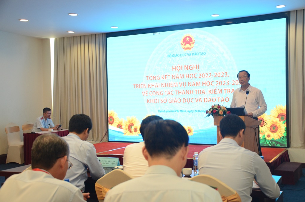 Thanh tra ngành giáo dục chú trọng những vấn đề nóng và lạm thu - 1 Thanh tra ngành giáo dục chú trọng những vấn đề nóng và lạm thu - 1