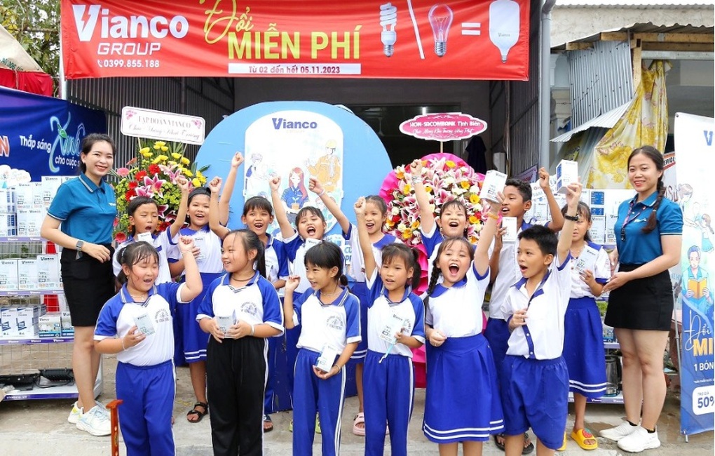 Kỳ vọng những thay đổi cho môi trường từ kế hoạch đổi 1 triệu bóng đèn LED của Vianco - 1 Kỳ vọng những thay đổi cho môi trường từ kế hoạch đổi 1 triệu bóng đèn LED của Vianco - 1