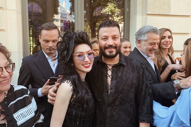 Nguyễn Hồng Nhung bất ngờ xuất hiện tại tuần lễ thời trang Paris