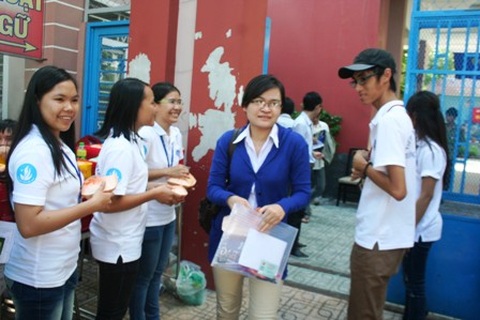 Gợi ý giải môn Văn khối C, đợt 2 kỳ thi ĐH 2012 