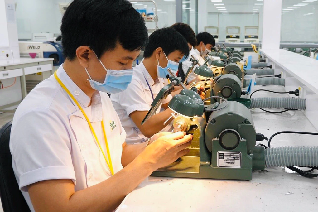 Giảm năm đóng bảo hiểm có giúp hạn chế rút BHXH một lần? - 1 Giảm năm đóng bảo hiểm có giúp hạn chế rút BHXH một lần? - 1