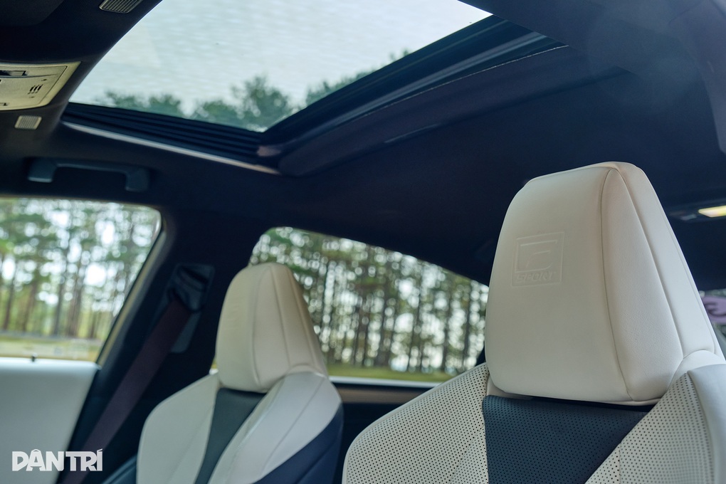 Trải nghiệm Lexus ES 250 F Sport: Lái hay hơn nhưng vẫn thiếu chút để đã - 24 Trải nghiệm Lexus ES 250 F Sport: Lái hay hơn nhưng vẫn thiếu chút để đã - 24