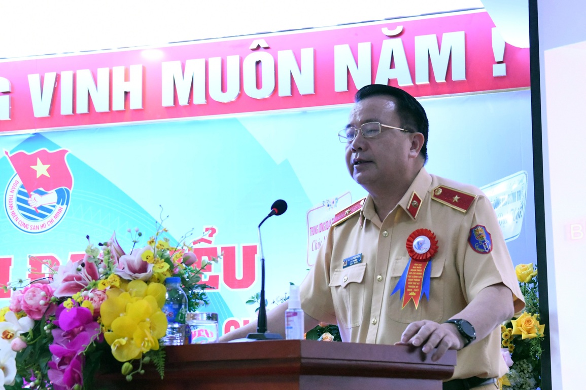 Đẩy mạnh công nghệ thông tin để hạn chế CSGT ra đường - 3 Đẩy mạnh công nghệ thông tin để hạn chế CSGT ra đường - 3