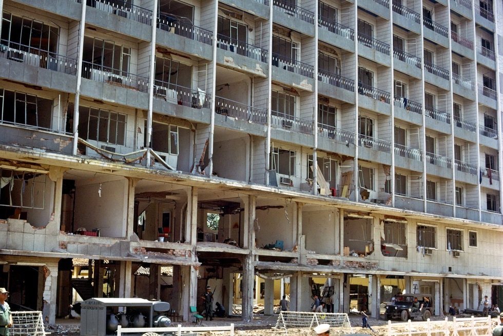 Từ khách sạn khang trang đến ký túc xá lỗi thời ở TPHCM - 4 Từ khách sạn khang trang đến ký túc xá lỗi thời ở TPHCM - 4