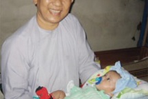 Sư cô Minh Tịnh và 18 đứa trẻ mồ côi