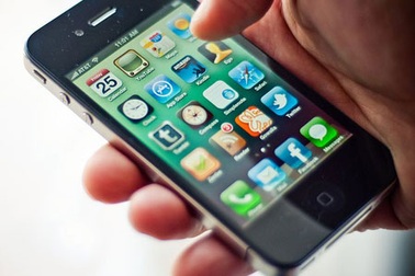 Dân Hàn Quốc kiện Apple vì iPhone làm “gián điệp”