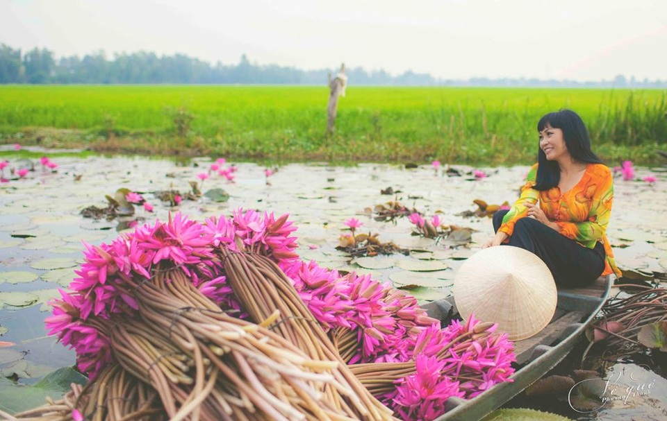 Nhìn lại cảnh sắc miền Tây tuyệt đẹp trong MV Về quê của Phương Thanh - 3 Nhìn lại cảnh sắc miền Tây tuyệt đẹp trong MV Về quê của Phương Thanh - 3