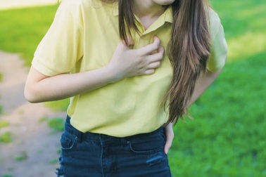 5 triệu chứng kết hợp, bác sĩ khuyên nên đi khám ngay lập tức