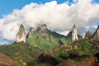 Tìm thấy "siêu kiến trúc" khổng lồ rộng gần 1000km trong lòng Trái đất