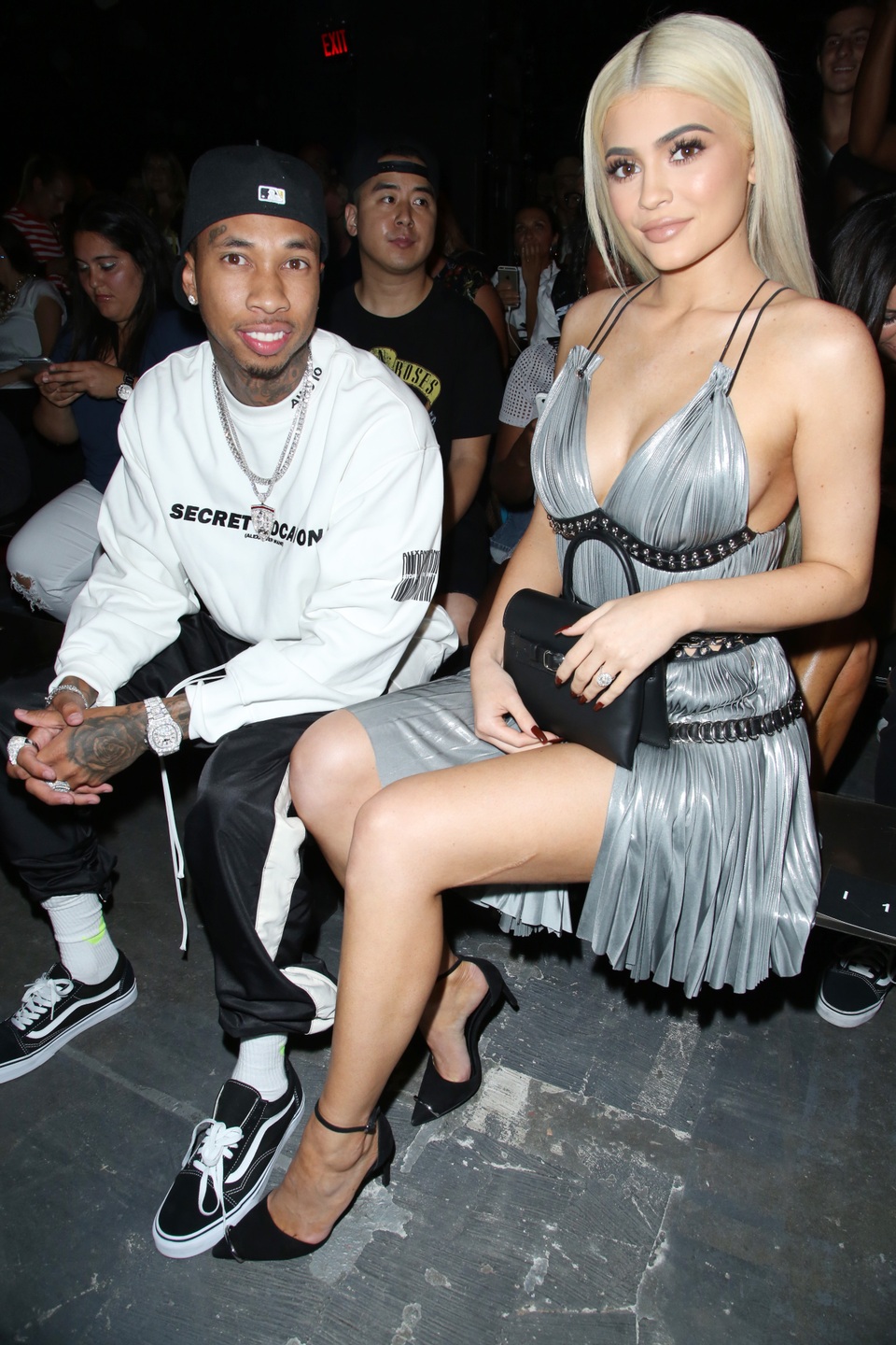 Bạn gái rapper gốc Việt Tyga liên tục mặc mát mẻ ra phố - 6 Bạn gái rapper gốc Việt Tyga liên tục mặc mát mẻ ra phố - 6