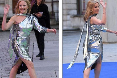 Kylie Minogue vẫn trẻ đẹp ở tuổi 51