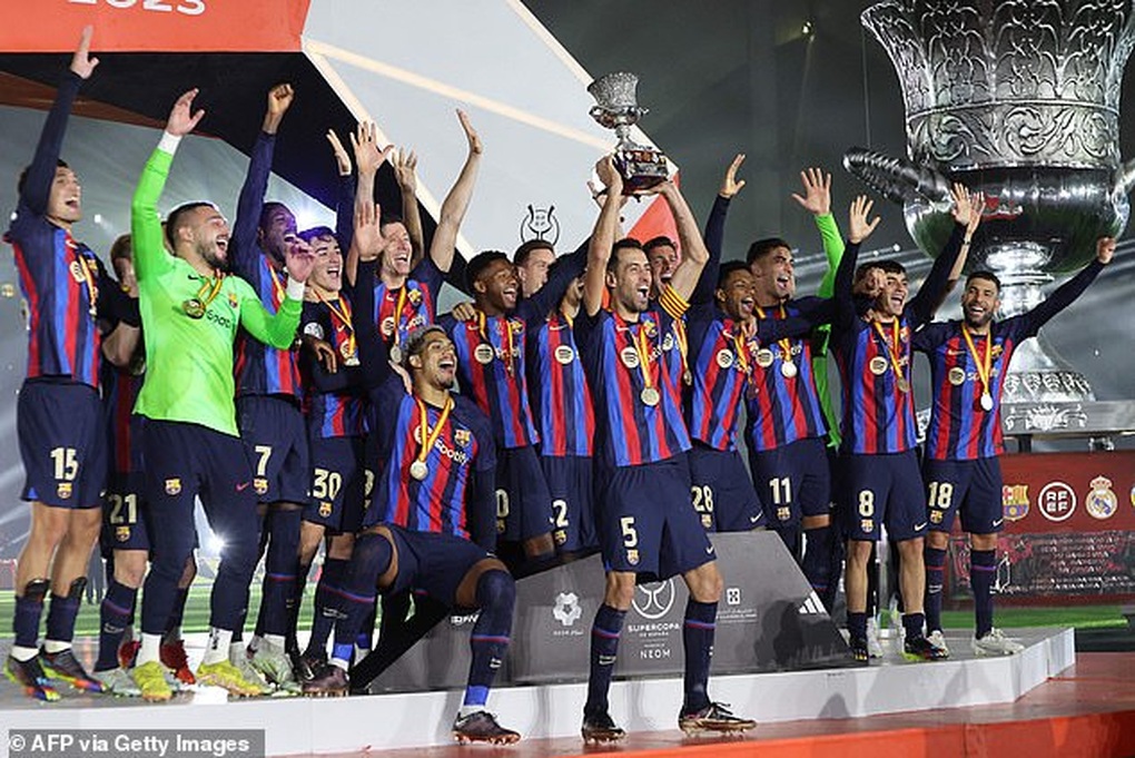 Đánh bại Real Madrid, Barcelona đoạt Siêu Cup Tây Ban Nha - 1 Đánh bại Real Madrid, Barcelona đoạt Siêu Cup Tây Ban Nha - 1