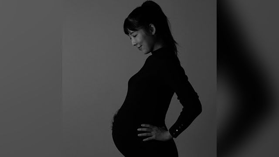 Sao truyền hình gốc Nhật làm mẹ đơn thân nhờ tinh trùng hiến tặng - 3 Sao truyền hình gốc Nhật làm mẹ đơn thân nhờ tinh trùng hiến tặng - 3