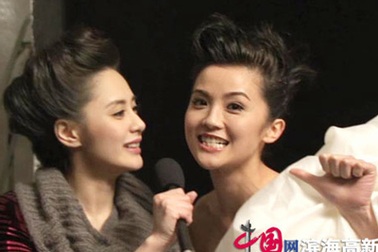 Hai cô gái xinh đẹp của Twins xuất hiện trở lại