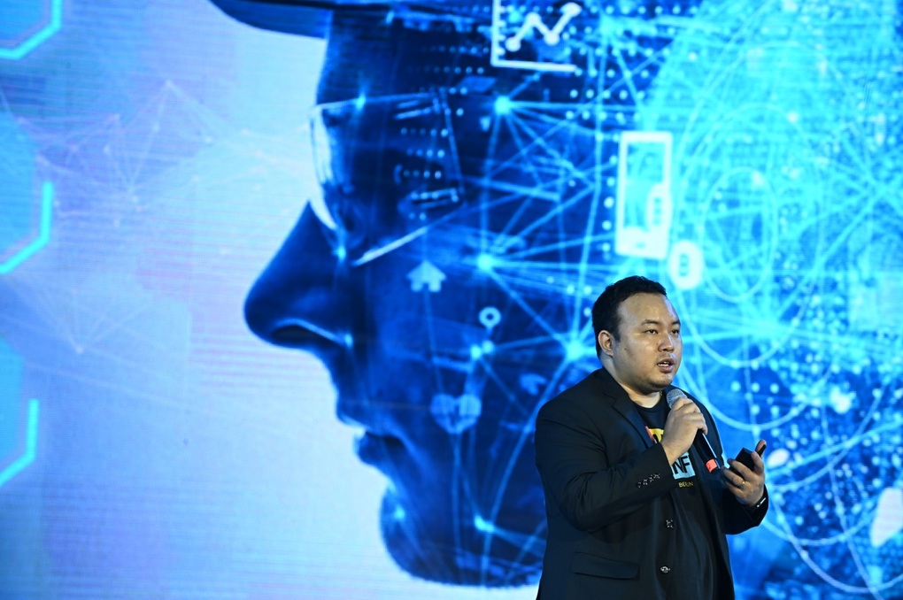 Viettel Cloud kỳ vọng giành lại thị phần từ những gã khổng lồ công nghệ - 3 Viettel Cloud kỳ vọng giành lại thị phần từ những gã khổng lồ công nghệ - 3