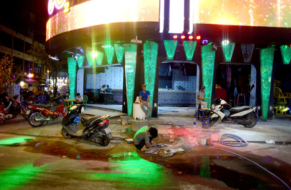 Phố Tây Bùi Viện mùa dịch.jpg