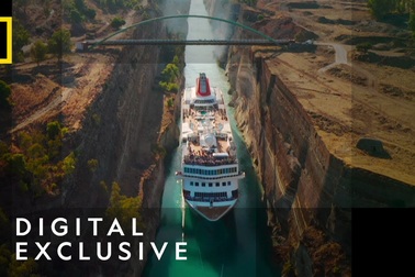 Cận cảnh kênh đào Corinth