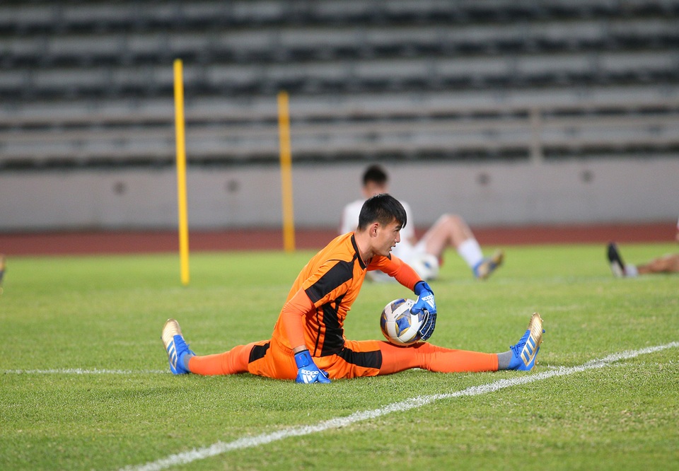 “Đột nhập” buổi tập của U23 Triều Tiên - 2