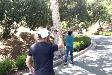 Cảnh sát có mặt tại nhà của Britney để đưa "vị khách không mời" đi