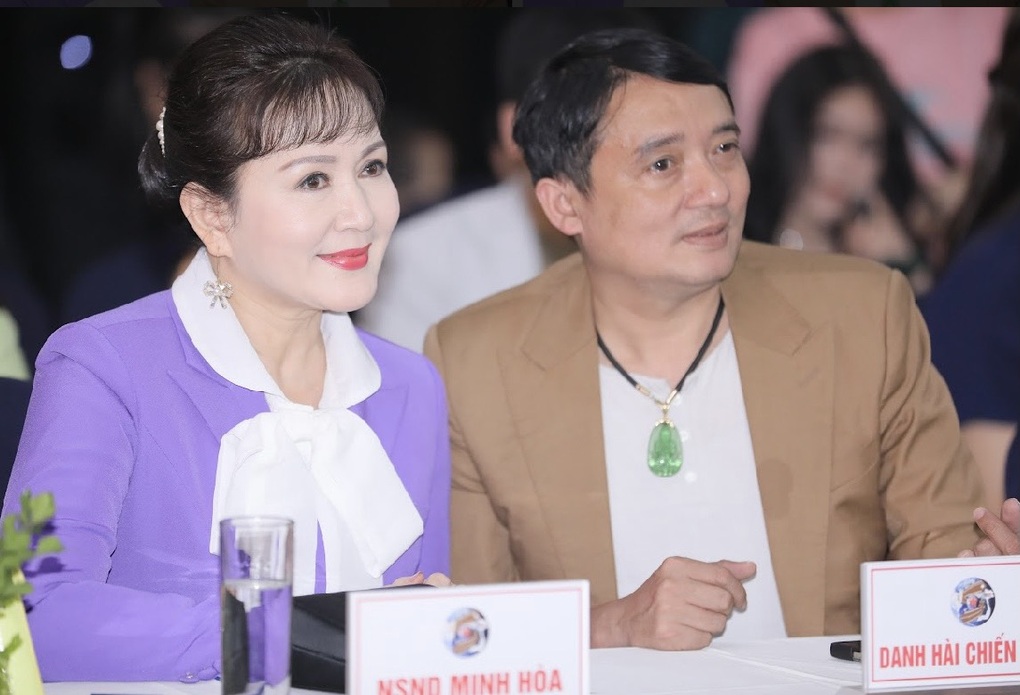 Cô bé 8 tuổi giành Quán quân Người mẫu nhí Việt Nam 2022 - 3 Cô bé 8 tuổi giành Quán quân Người mẫu nhí Việt Nam 2022 - 3