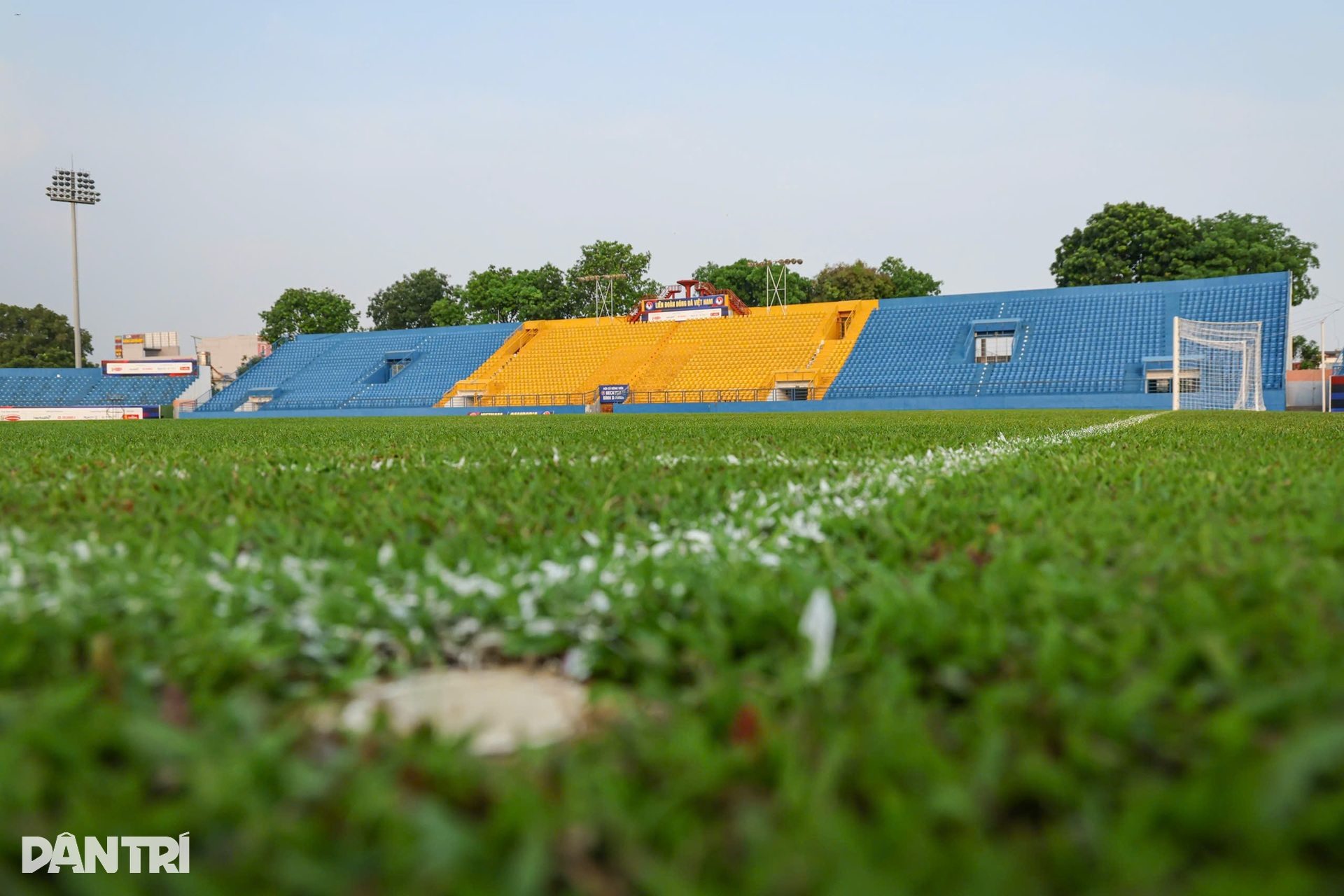 Mặt cỏ sân Gò Đậu xanh mướt, tuyển Việt Nam sẵn sàng gặp Campuchia và Lào - 3 Mặt cỏ sân Gò Đậu xanh mướt, tuyển Việt Nam sẵn sàng gặp Campuchia và Lào - 3