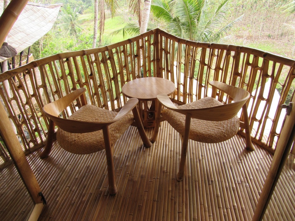 Chán nhà phố, đại gia vào rừng làm biệt thự tre thơ mộng sống thư thái - 10 Chán nhà phố, đại gia vào rừng làm biệt thự tre thơ mộng sống thư thái - 10
