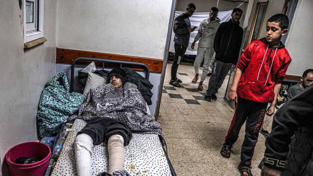Bác sĩ ở Gaza: Chúng tôi để bệnh nhân gào thét hàng giờ vì thiếu thuốc mê - 1 Bác sĩ ở Gaza: Chúng tôi để bệnh nhân gào thét hàng giờ vì thiếu thuốc mê - 1