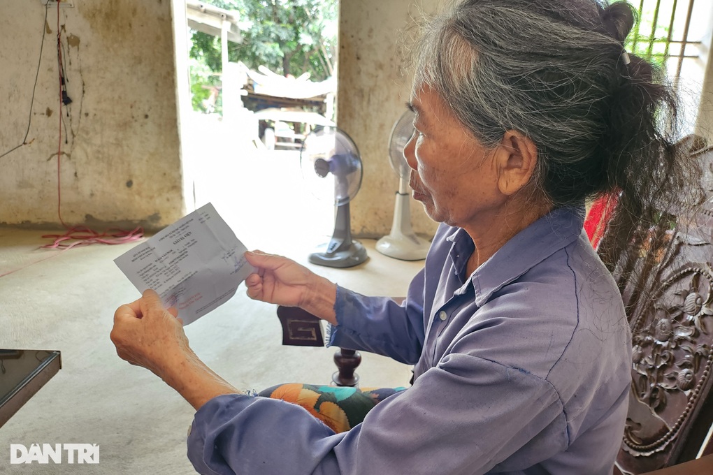 Chồng con mang án tử, cụ bà gần đất xa trời gồng gánh cả gia đình - 5 Chồng con mang án tử, cụ bà gần đất xa trời gồng gánh cả gia đình - 5