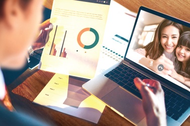 FWD ra mắt sản phẩm bảo hiểm liên kết đơn vị "FWD Nâng tầm vị thế"