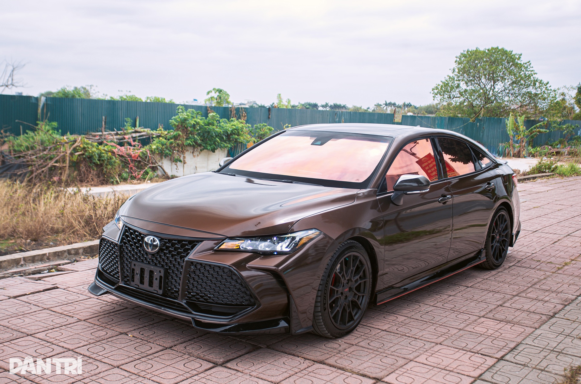 Toyota Avalon TRD độc nhất Việt Nam: Xe nhập Mỹ, đi 5 năm mất giá tiền tỷ - 18 Toyota Avalon TRD độc nhất Việt Nam: Xe nhập Mỹ, đi 5 năm mất giá tiền tỷ - 18