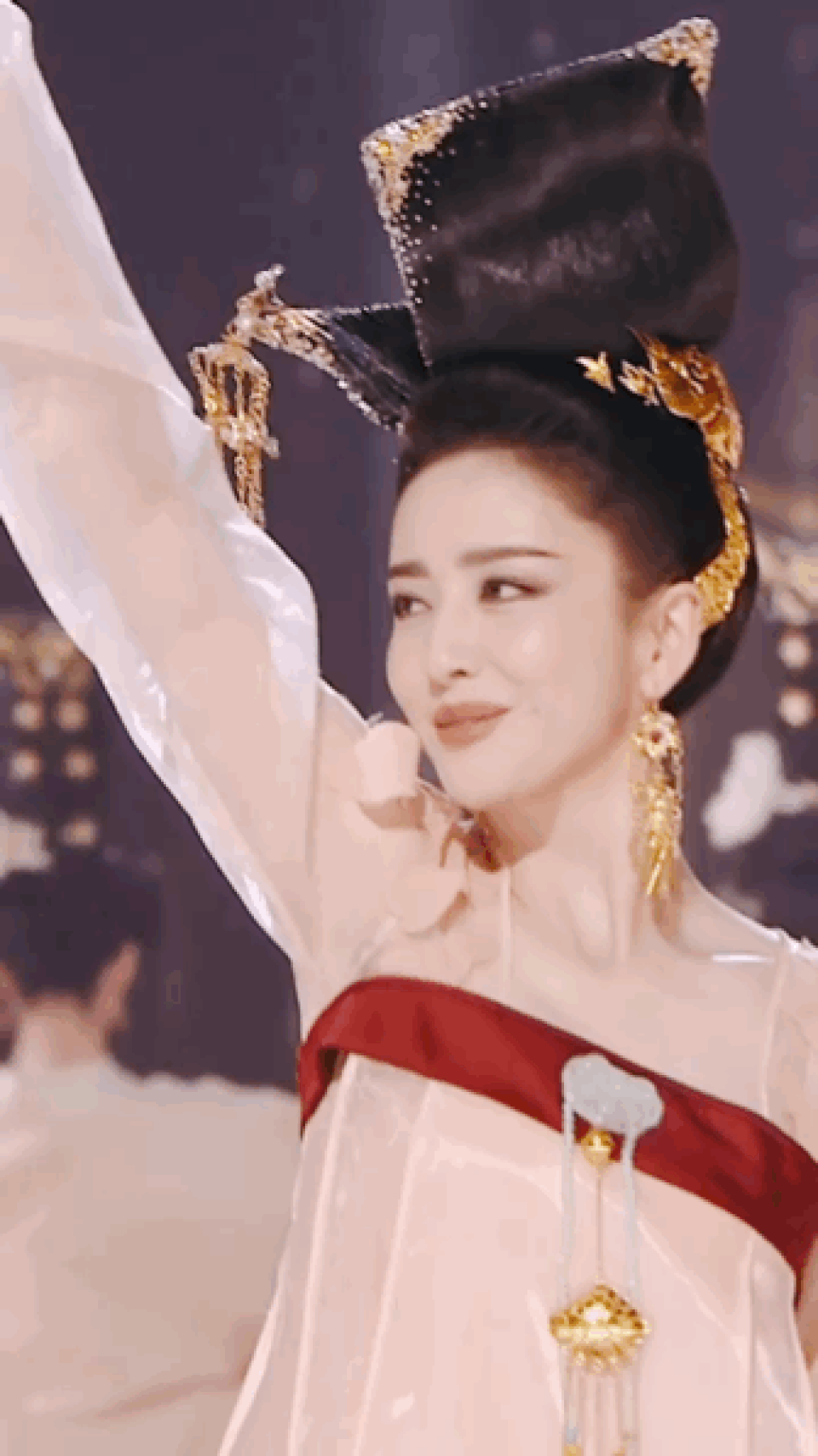Đồng Lệ Á: “Tiên nữ giáng trần” mãi khổ vì một chữ “yêu” - 1 Đồng Lệ Á: “Tiên nữ giáng trần” mãi khổ vì một chữ “yêu” - 1