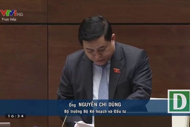Bộ trưởng Bộ Kế hoạch và Đầu tư Nguyễn Chí Dũng đăng đàn trả lời chất vấn
