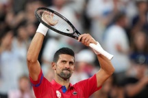 Vượt qua chấn thương, Djokovic vào bán kết Olympic 2024