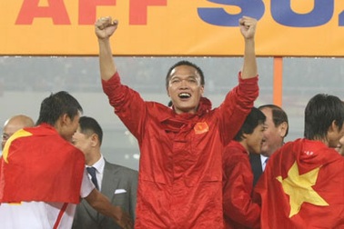 Thủ môn Dương Hồng Sơn bị cấm thi đấu 2 trận