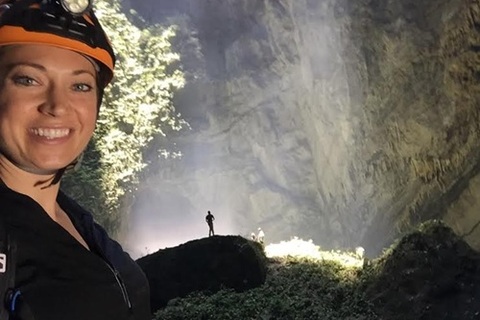 Nữ MC đưa tin Sơn Đoòng hào hứng chia sẻ loạt cảnh đẹp Việt Nam