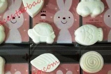 Xà phòng làm từ... sữa mẹ 