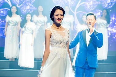 Hoàng Anh, Hồng Quế hoá "Mây"