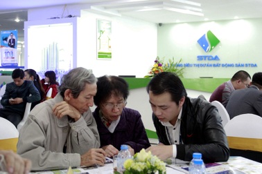 Trao 100 chứng chỉ hành nghề môi giới BĐS lần đầu tiên tại Việt Nam