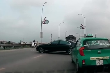 Lái xe - đừng chỉ vì tiết kiệm vài giây...