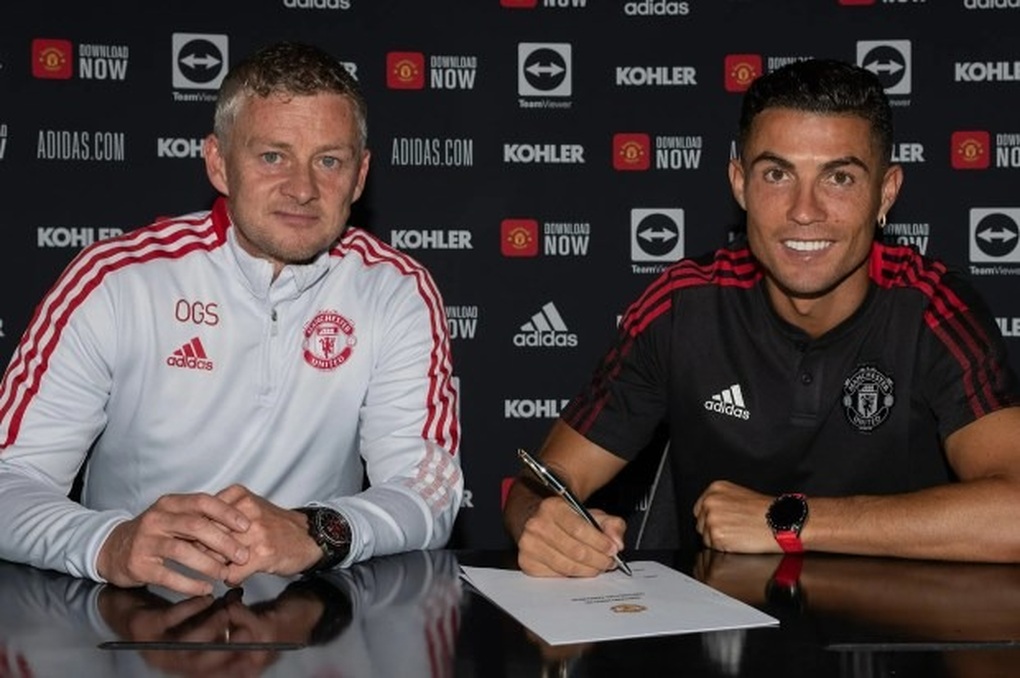 HLV Solskjaer thừa nhận Man Utd sai lầm lớn khi tái hợp Ronaldo - 1 HLV Solskjaer thừa nhận Man Utd sai lầm lớn khi tái hợp Ronaldo - 1