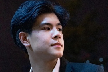 10x điển trai: "Hãy sống như ngày mai sẽ chết để làm nhiều điều có ý nghĩa"