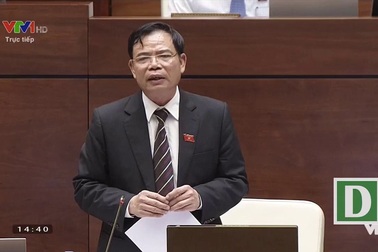 Bộ trưởng NN&PTNT trả lời vấn đề sạt lở tại Đồng bằng sông Cửu Long