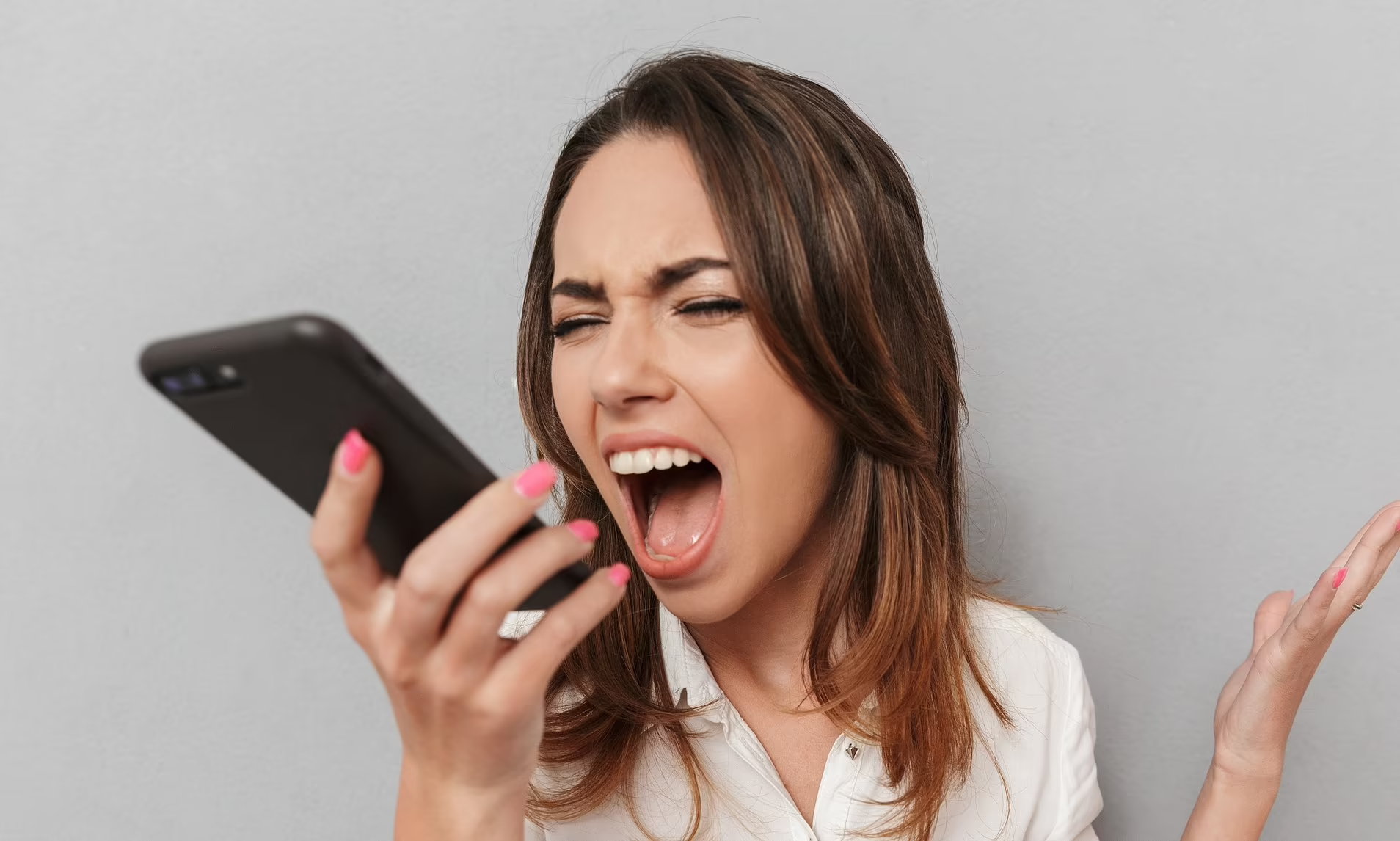 Chất lượng cuộc gọi không ổn định sẽ làm ảnh hưởng đáng kể đến công việc của người dùng (Ảnh minh họa: Pinterest). Chất lượng cuộc gọi không ổn định sẽ làm ảnh hưởng đáng kể đến công việc của người dùng (Ảnh minh họa: Pinterest).