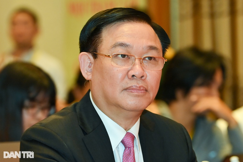 Miễn nhiệm chức Chủ tịch Quốc hội của ông Vương Đình Huệ - 1
