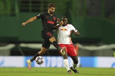 Xứng danh “Quái thú”, ngôi sao Leipzig vô hiệu hóa Diego Costa