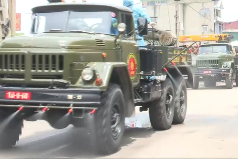 Bắc Ninh: Ổ dịch bùng phát trong đêm, Chủ tịch, Bí thư xã bị tạm đình chỉ - 1 Bắc Ninh: Ổ dịch bùng phát trong đêm, Chủ tịch, Bí thư xã bị tạm đình chỉ - 1