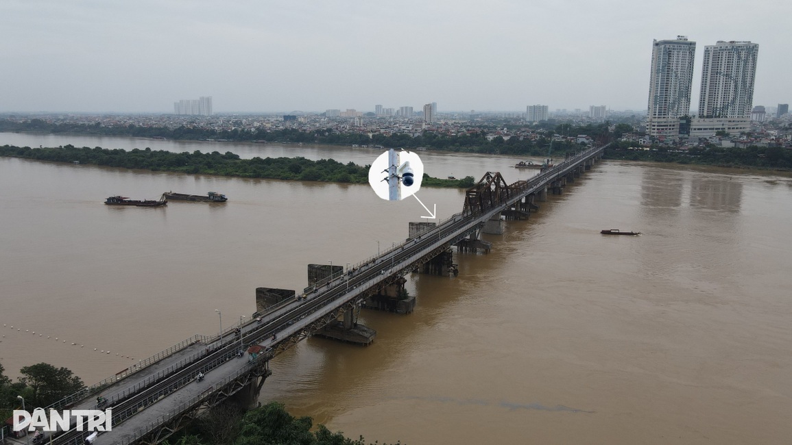 Hà Nội: Điểm mặt 8 camera phạt nguội trên cầu Long Biên - 2 Hà Nội: Điểm mặt 8 camera phạt nguội trên cầu Long Biên - 2