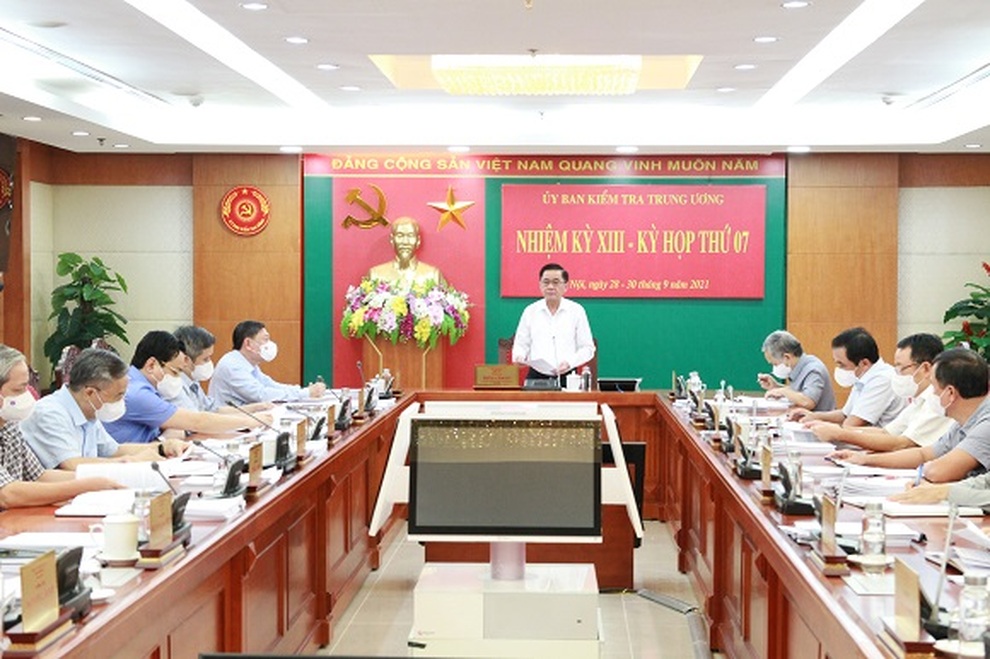 Ban Cán sự Đảng Bộ Công Thương nhiệm kỳ 2016-2021 có một số vi phạm - 1 Ban Cán sự Đảng Bộ Công Thương nhiệm kỳ 2016-2021 có một số vi phạm - 1