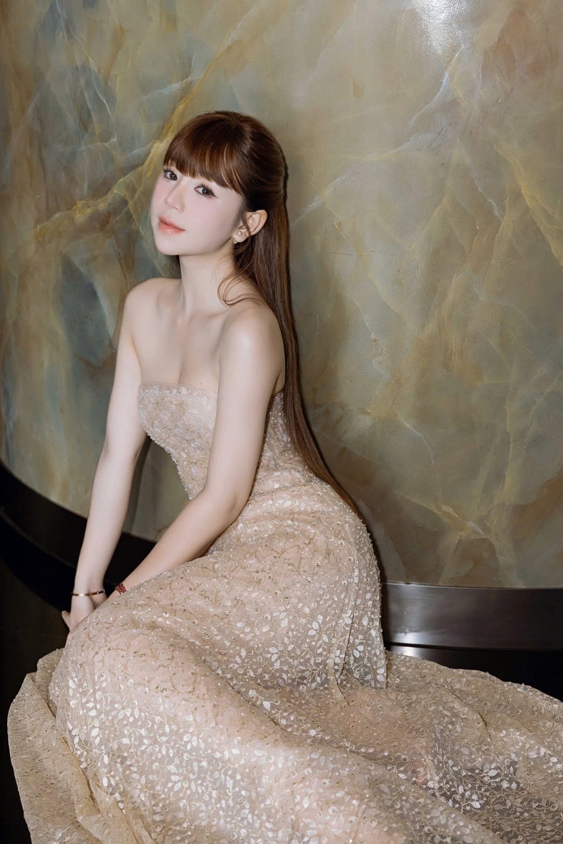 Quỳnh Kool: Độc thân, xinh đẹp và gợi cảm ở tuổi 30 - 4