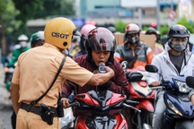 Kiểm tra nồng độ cồn đột xuất ở TPHCM, tỷ lệ vi phạm tăng 94%